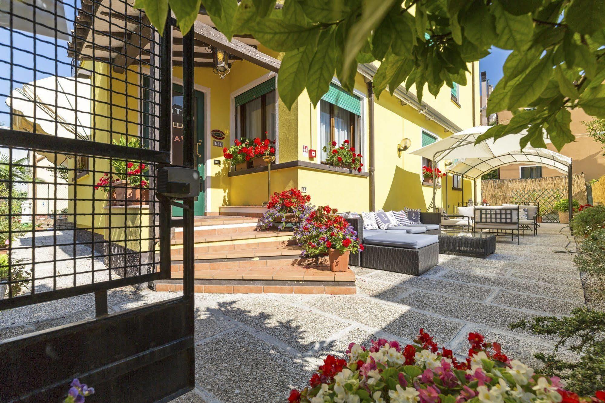 Hotel Villa Tiziana Lido di Venezia Exterior photo